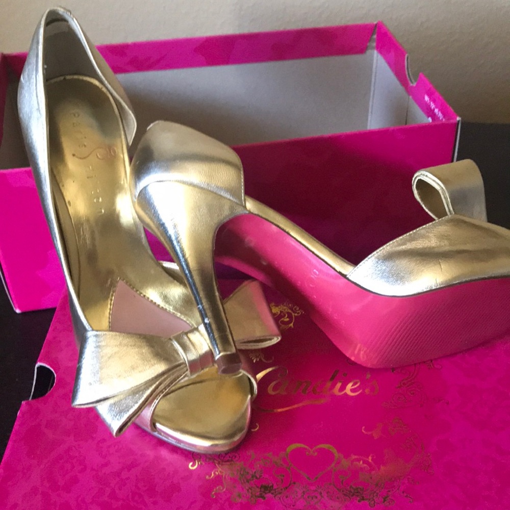 Shoes - Picture 2 of 2